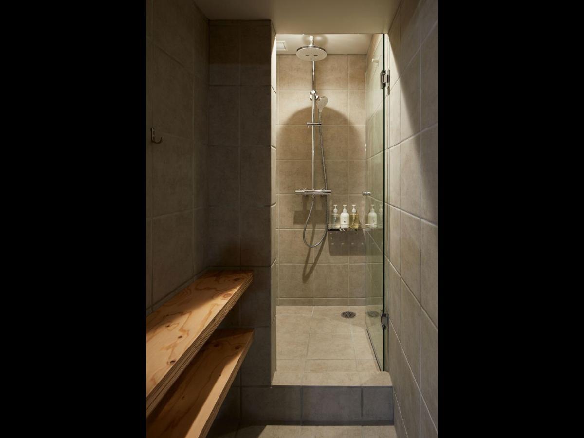 Kapselhotel Do-c Gotanda